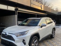 Сүрөт унаа Toyota RAV4