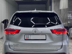 Сүрөт унаа Toyota Highlander