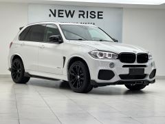 Photo of the vehicle BMW X5