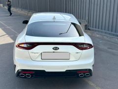 Фото авто Kia Stinger