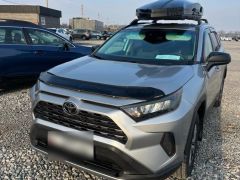 Сүрөт унаа Toyota RAV4