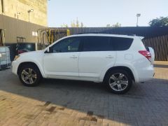 Сүрөт унаа Toyota RAV4