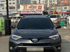 Сүрөт унаа Toyota RAV4