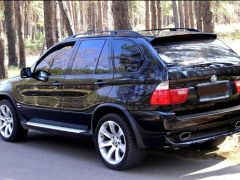 Photo of the vehicle BMW X5