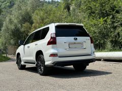 Photo of the vehicle Lexus GX