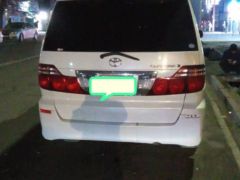 Фото авто Toyota Alphard