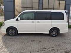 Фото авто Honda Stepwgn