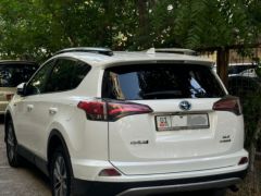 Сүрөт унаа Toyota RAV4