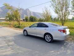 Photo of the vehicle Lexus ES