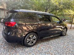 Сүрөт унаа Kia Carnival