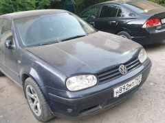 Фото авто Volkswagen Golf