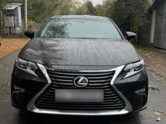 Photo of the vehicle Lexus ES