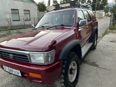 Photo of the vehicle Toyota Hilux Surf