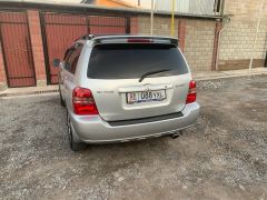 Сүрөт унаа Toyota Kluger