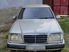 Фото авто Mercedes-Benz W124