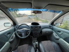 Сүрөт унаа Toyota Yaris Verso