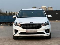 Фото авто Kia Carnival