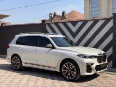 Фото авто BMW X7