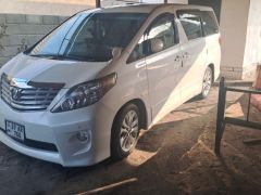 Сүрөт унаа Toyota Alphard