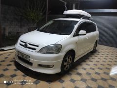 Photo of the vehicle Toyota Ipsum