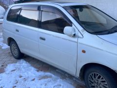 Сүрөт унаа Toyota Gaia