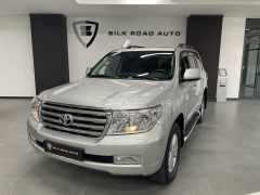 Photo of the vehicle Toyota Land Cruiser