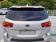 Photo of the vehicle Kia Carnival