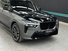 Фото авто BMW X7