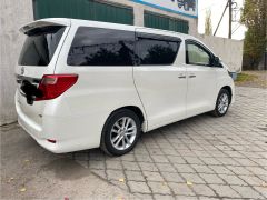 Сүрөт унаа Toyota Alphard