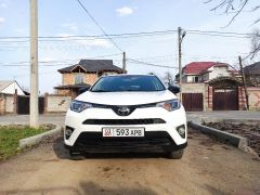 Сүрөт унаа Toyota RAV4