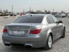 Photo of the vehicle BMW 5 Series