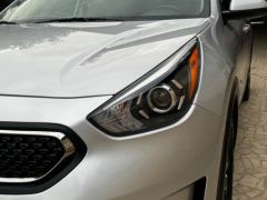 Сүрөт унаа Kia Niro