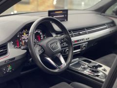 Photo of the vehicle Audi Q7