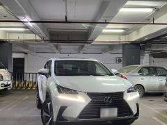 Photo of the vehicle Lexus NX