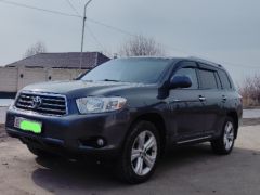 Фото авто Toyota Highlander