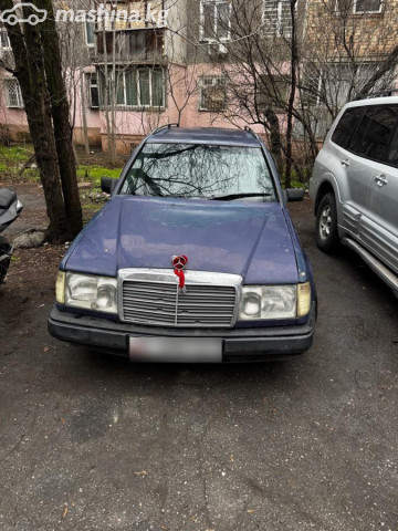 Mercedes-Benz W124
