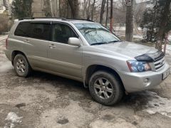 Photo of the vehicle Toyota Highlander