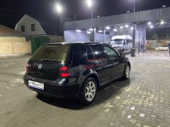 Photo of the vehicle Volkswagen Golf