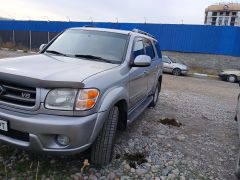 Photo of the vehicle Toyota Sequoia