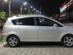 Фото авто Toyota Corolla Verso