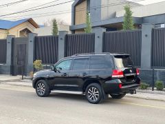 Сүрөт унаа Toyota Land Cruiser