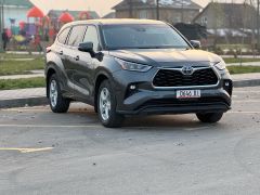 Photo of the vehicle Toyota Highlander