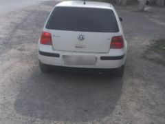 Photo of the vehicle Volkswagen Golf