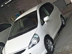 Photo of the vehicle Honda Fit