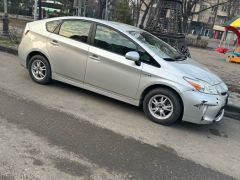 Фото авто Toyota Prius