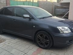 Сүрөт унаа Toyota Avensis