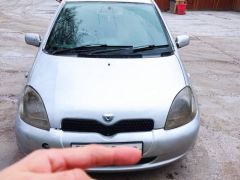 Сүрөт унаа Toyota Vitz