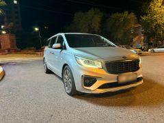 Сүрөт унаа Kia Carnival