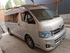 Сүрөт унаа Toyota HiAce