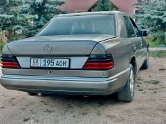 Фото авто Mercedes-Benz W124